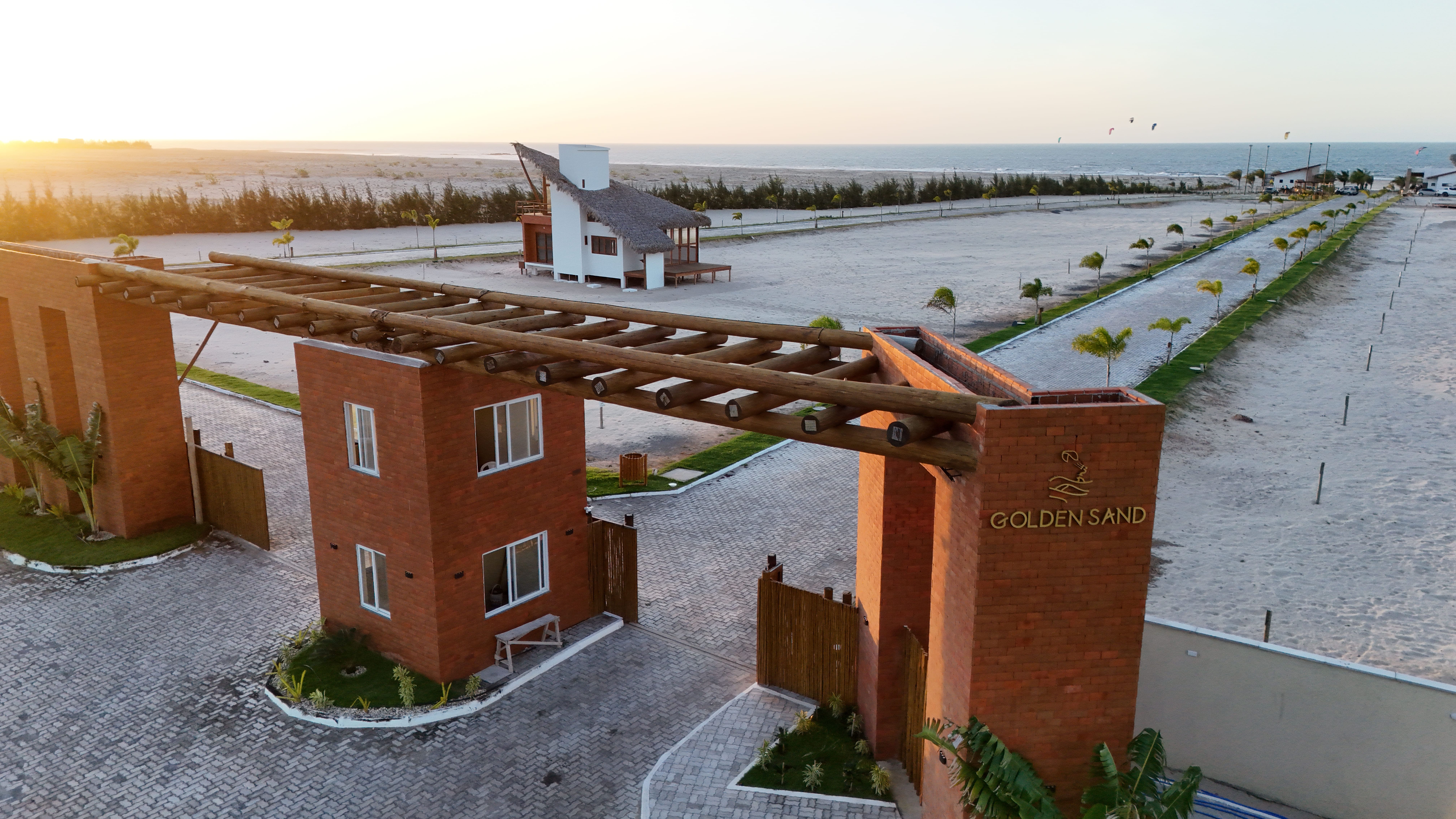 Condomínio Golden Sand